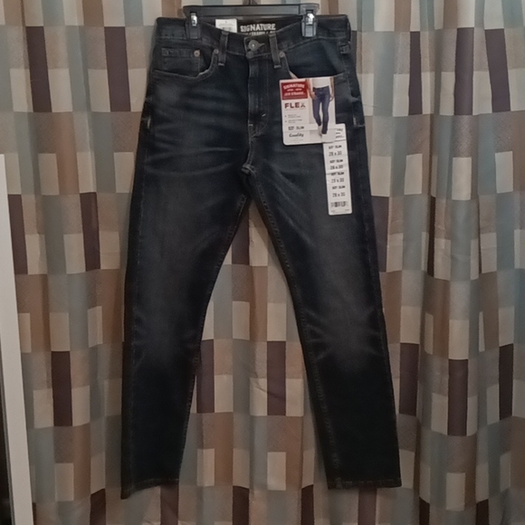 FINAL PRICE NWT LEVI'S SIGNATURE men's jeans Sz 28x30 - Picture 3 of 4